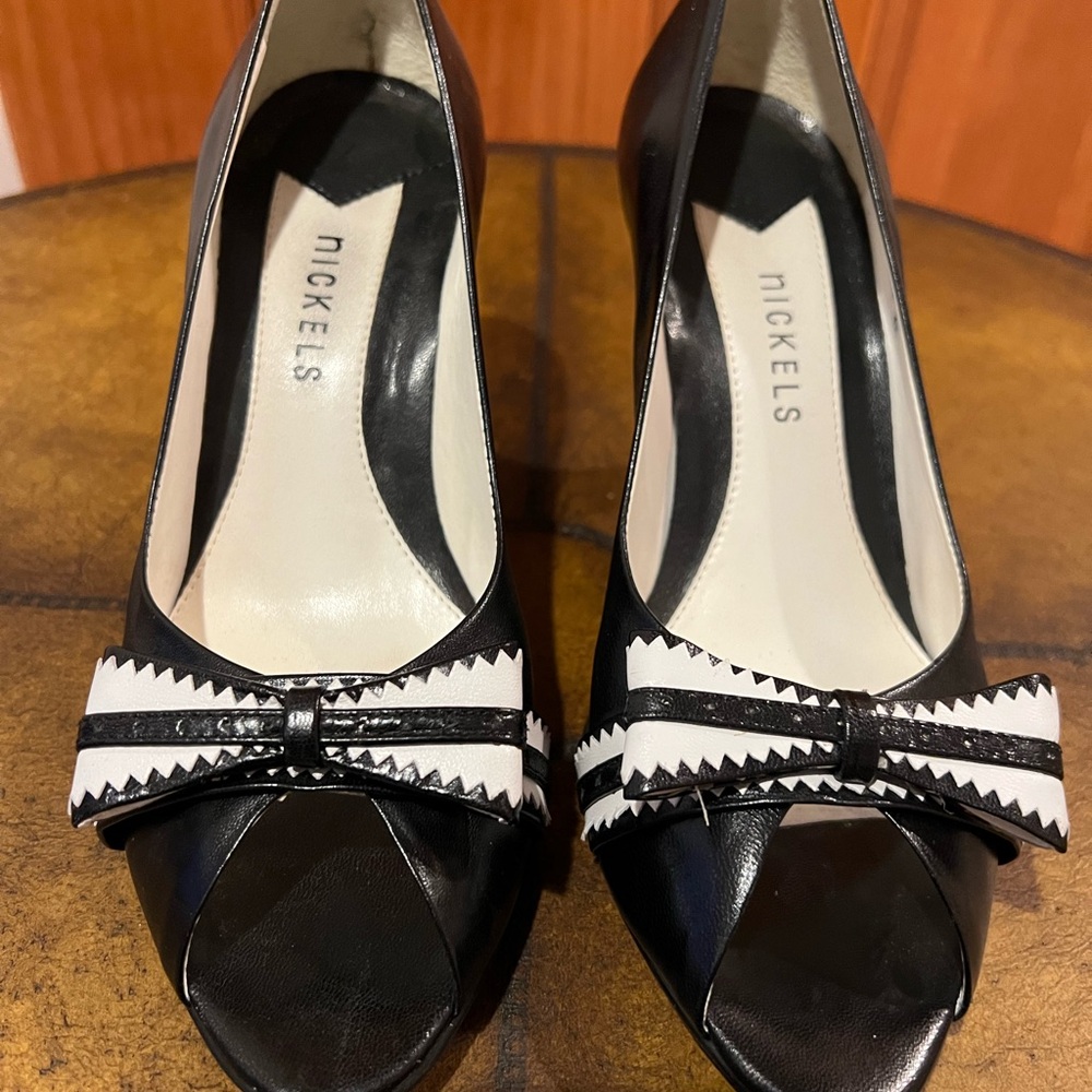 Super Sexy Peep Toe Heels by Nickels. Size 6½ with a 3½ inch heel height. - Picture 5 of 9